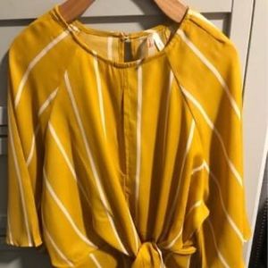 Women’s Blousy Top